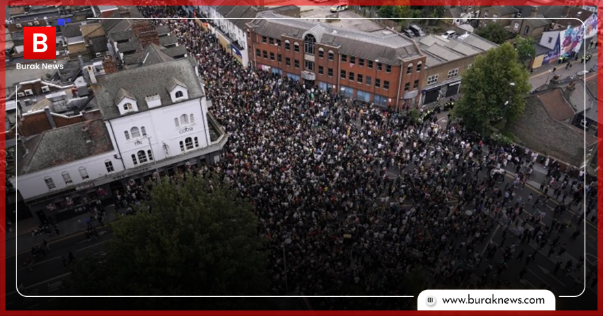 UK anti-racism protestors rally after far-right riots